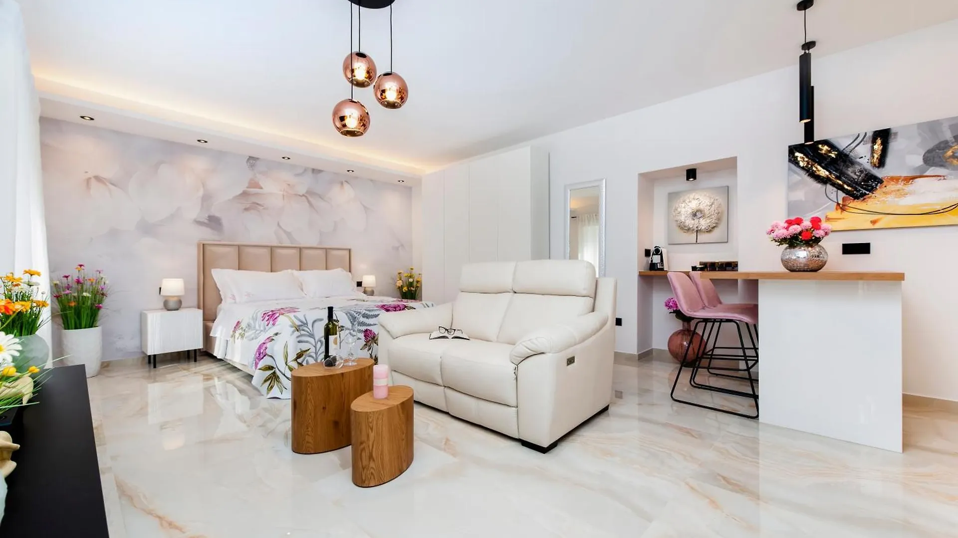 Exclusive City Center Studio With Free E-Bikes Rovinj 0*,  Croatia