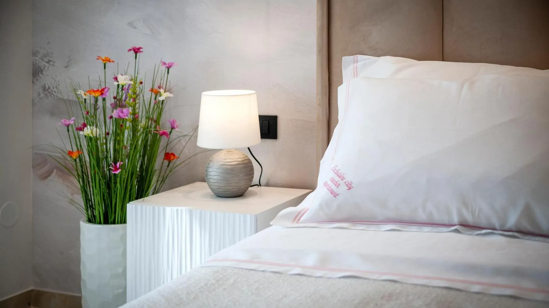 Exclusive City Center Studio With Free E-Bikes Rovinj