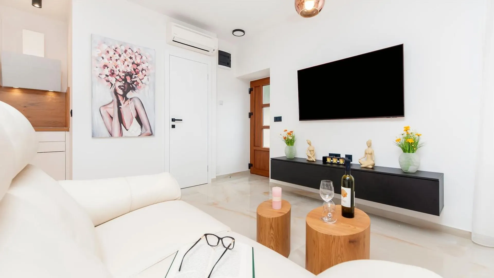 Exclusive City Center Studio With Free E-Bikes Rovinj