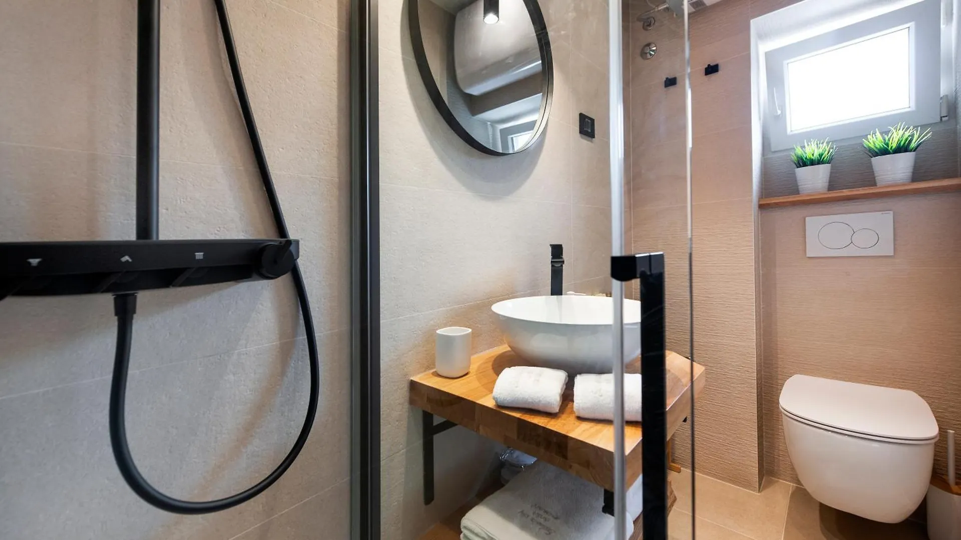 Exclusive City Center Studio With Free E-Bikes Rovinj 0*,